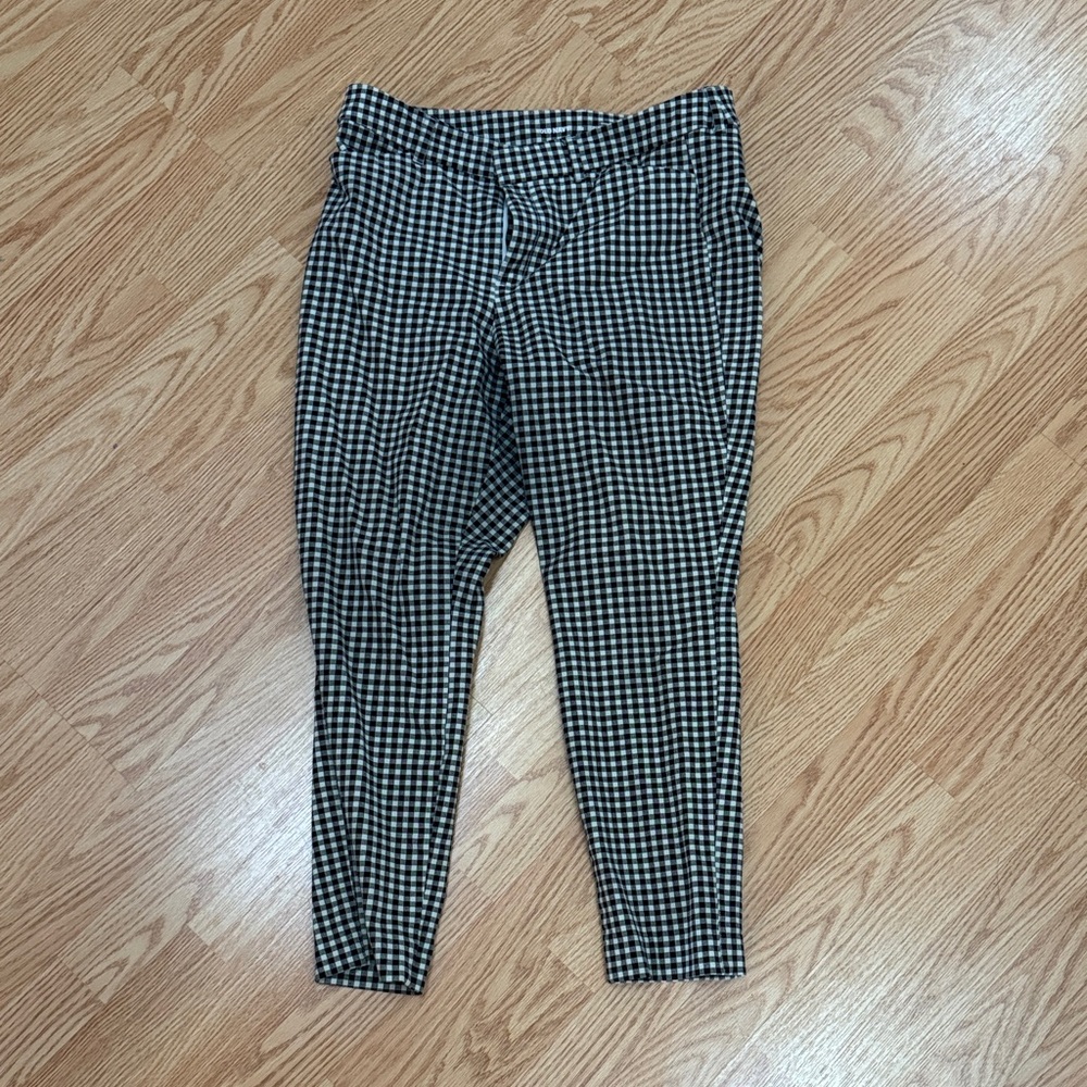 Old navy Black and White Checkered Pants